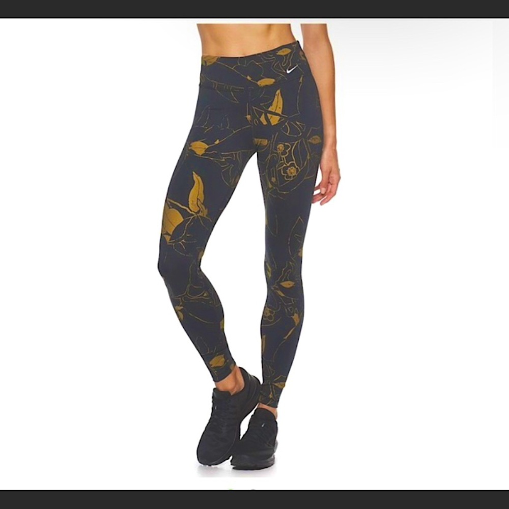 Nike leggings